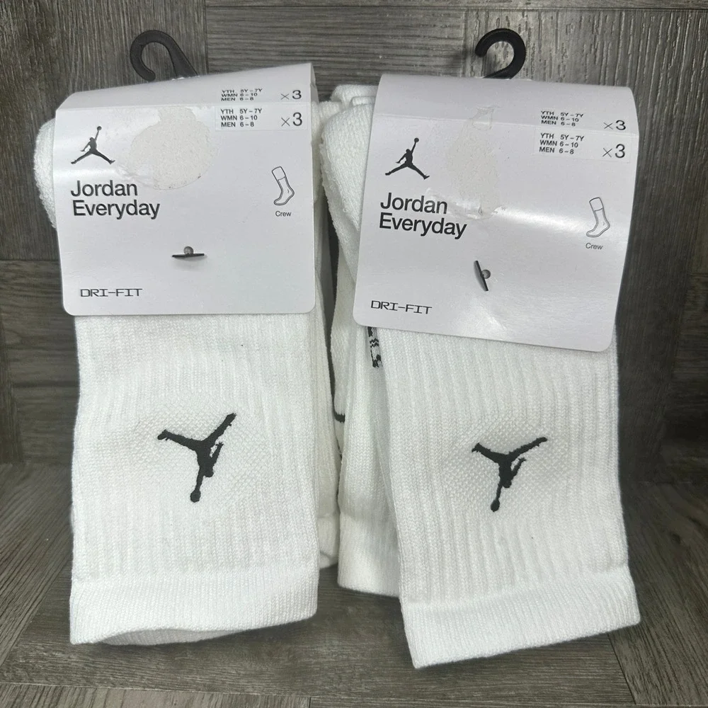 Jordan Everyday Crew Socks Youth M White Dri-FIT 2 Packs of 3 NEW DX9632-100